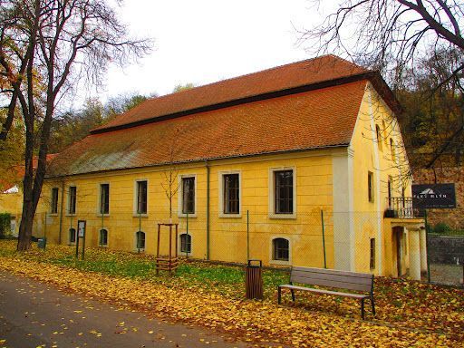 Velký mlýn • Městská knihovna v Praze